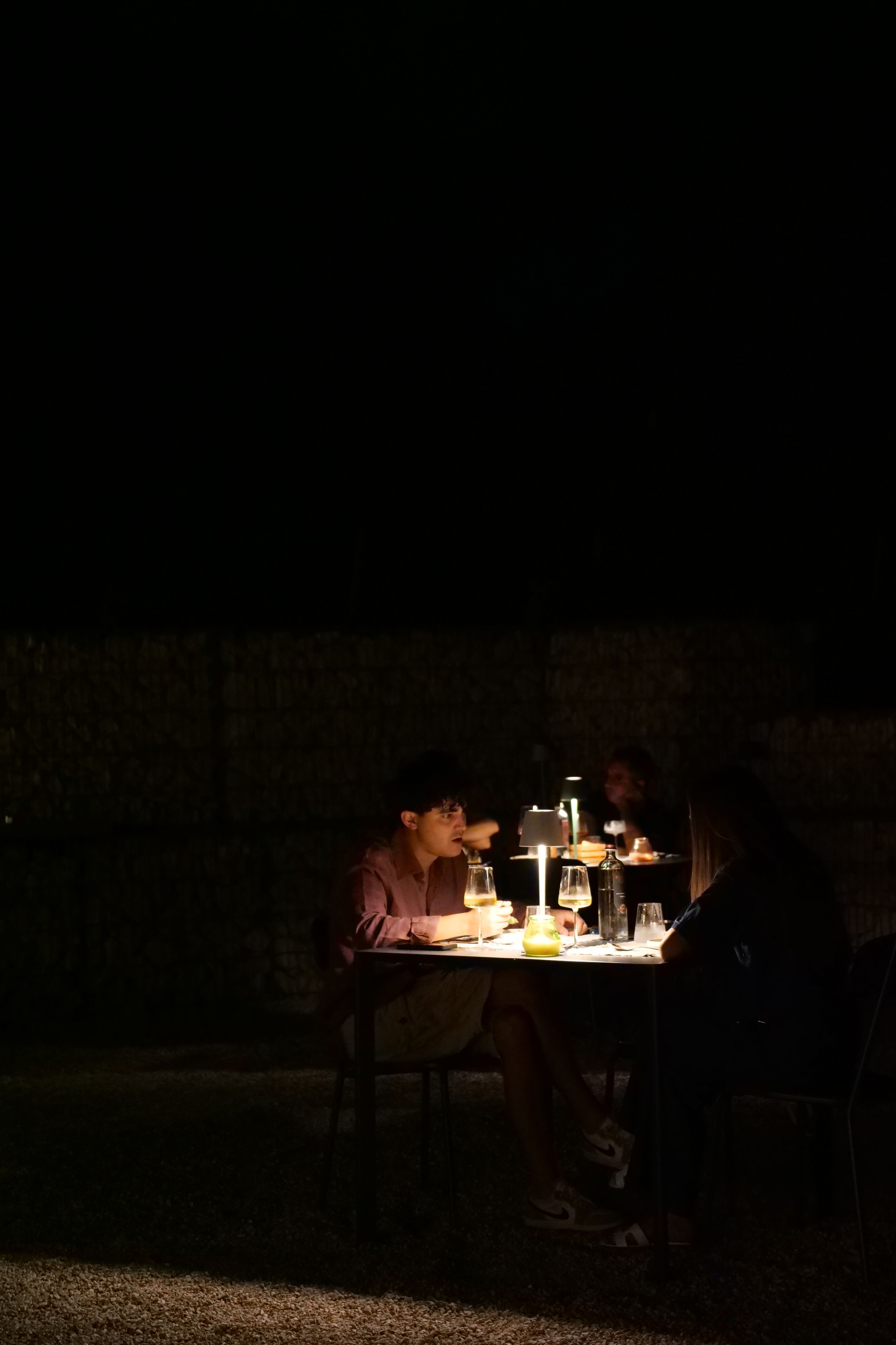 cena a lume di candela Agriturismo degustazione in cantina Tenuta Trium a Notaresco di Teramo